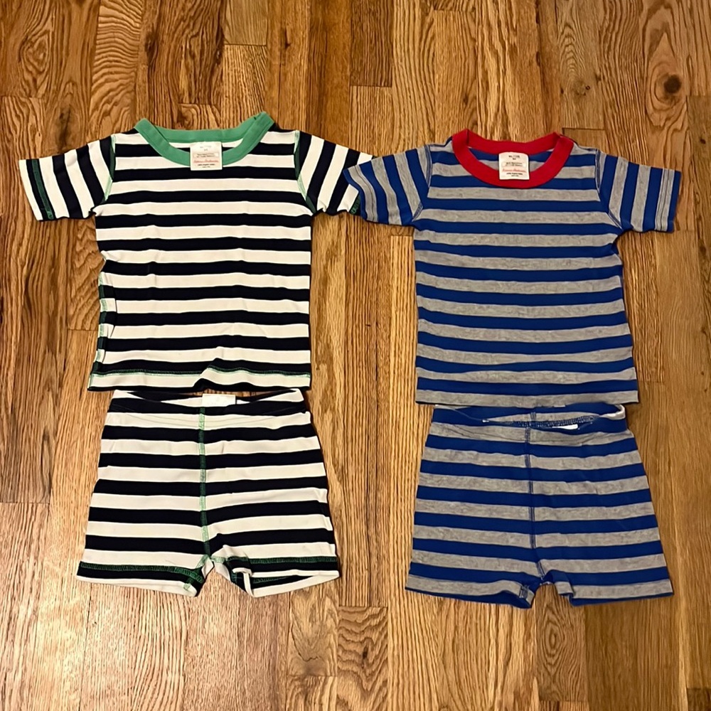 Two sets of Hanna Andersson short sleeve / shorts pajamas, size 4
